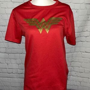 Wonder Woman - Red Gold T-Shirt - S